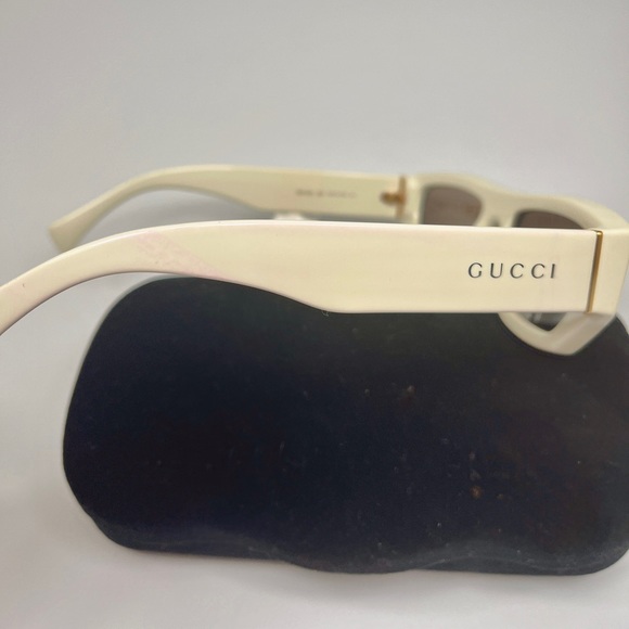 Gucci Logo 53MM Rectangular Sunglasses - Picture 9 of 12